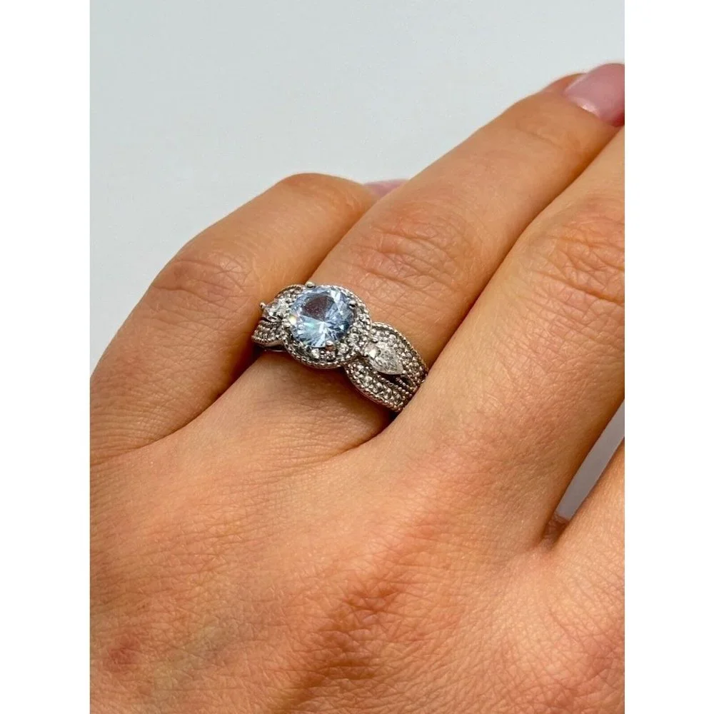 925 STERLING SILVER CZ RING SIZE 6.5